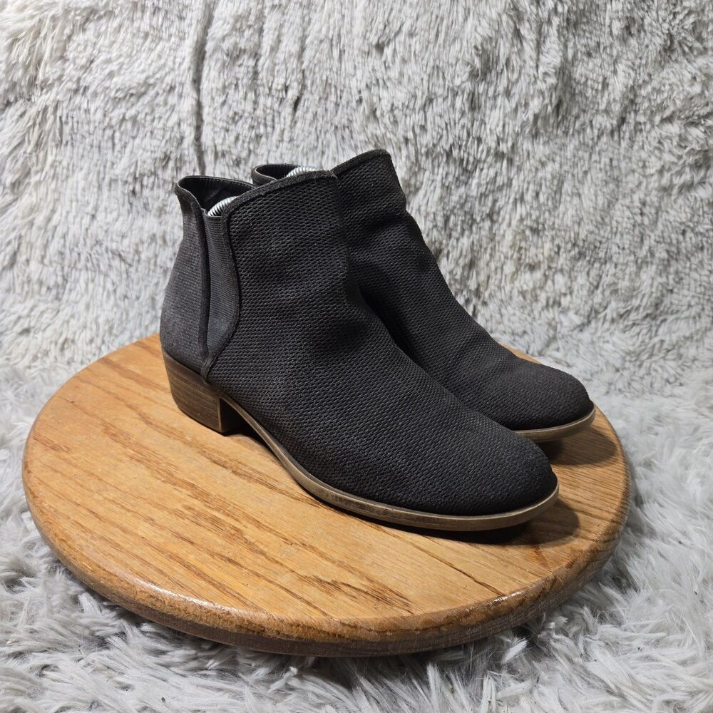 Kensie Gray Ankle Boots Bohemian Boots Womens Size 9M "Gerona" Casual Zip Up